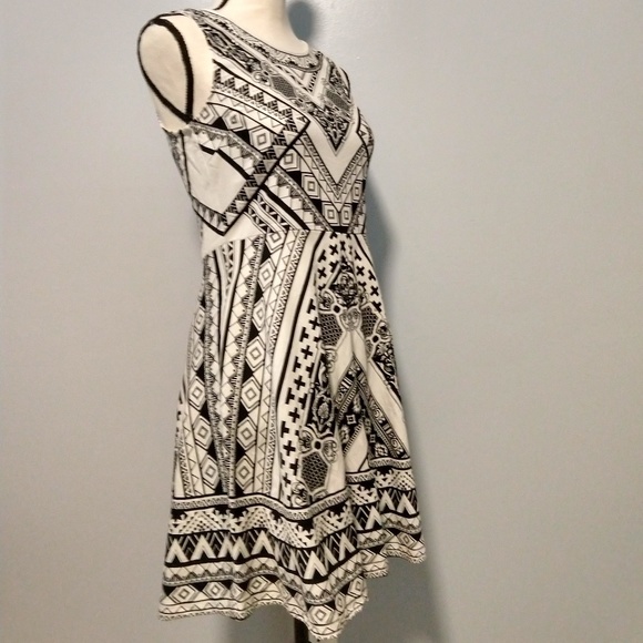 Flying Tomato Sleeveless Cotton Dress - Picture 3 of 8